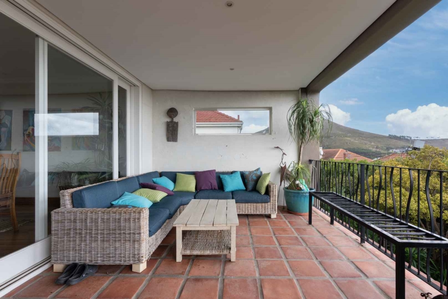 4 Bedroom Property for Sale in Oranjezicht Western Cape
